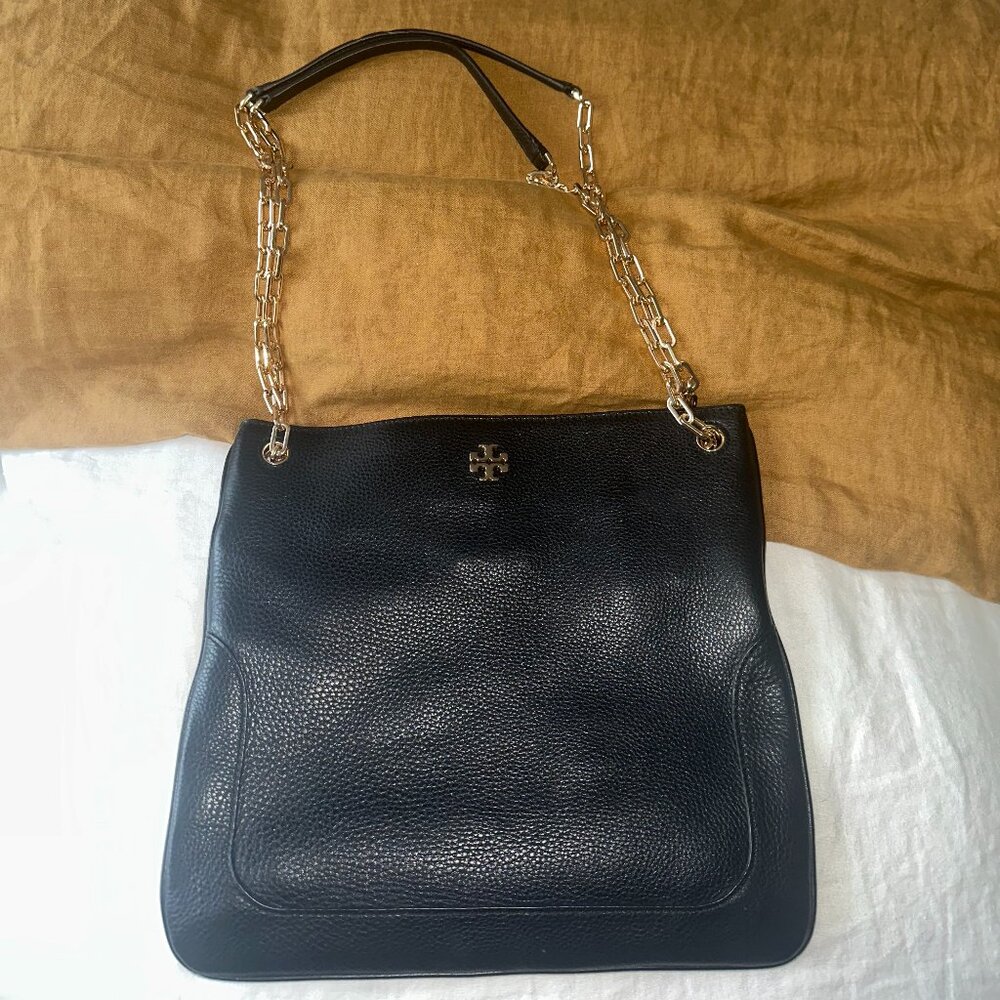 Tory Burch Black Leather Crossbody Bag – Gold Logo Hardware – Classic Style